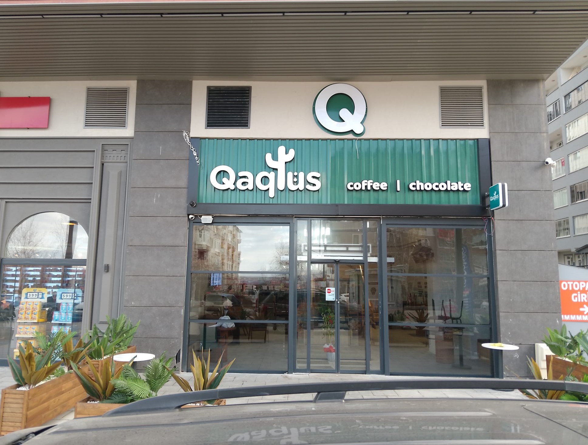QAQTUS KAFE